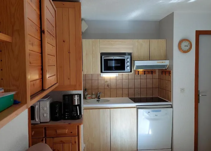 Apartment Calme Avec Garage Privatif Pres Du Centre A - Fr-1-517-61 *